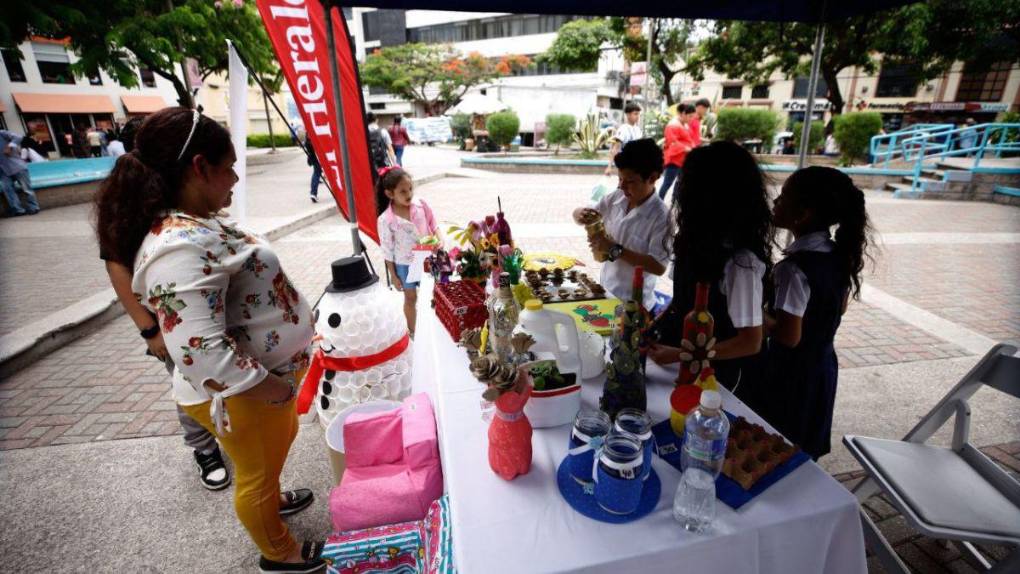 Escuelas Amigables con el Ambiente: así se desarrolla la Feria de Reciclaje