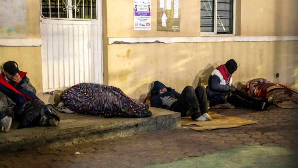 Lo que sabemos sobre el camión con migrantes hacinados encontrado en México; hay 15 hondureños