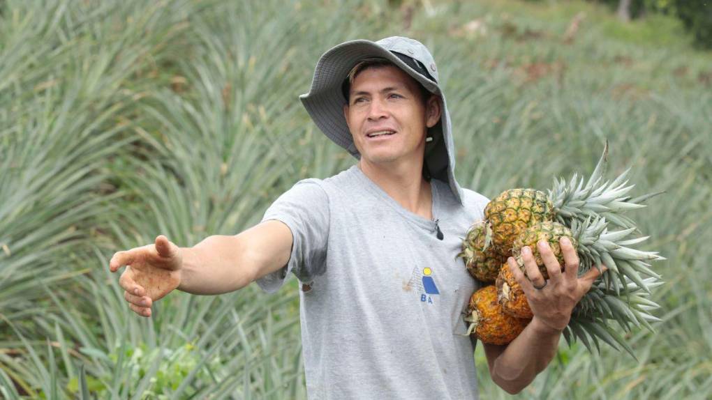 De cosechar en el campo a viajar por primera vez a EE UU: la motivadora historia del “Chelito” Martínez