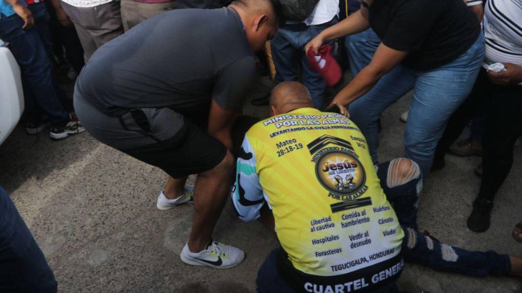 Las 25 imágenes más impactantes de la matanza que dejó al menos 41 víctimas en PNFAS