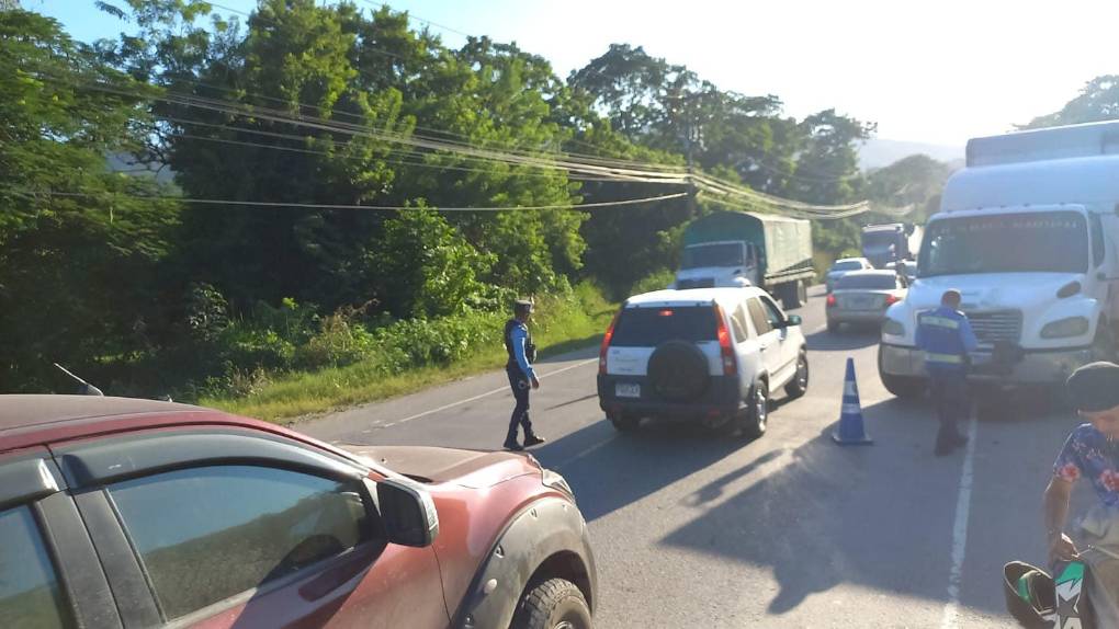 Las imágenes del accidente donde murió una familia completa en Cofradía, Cortés