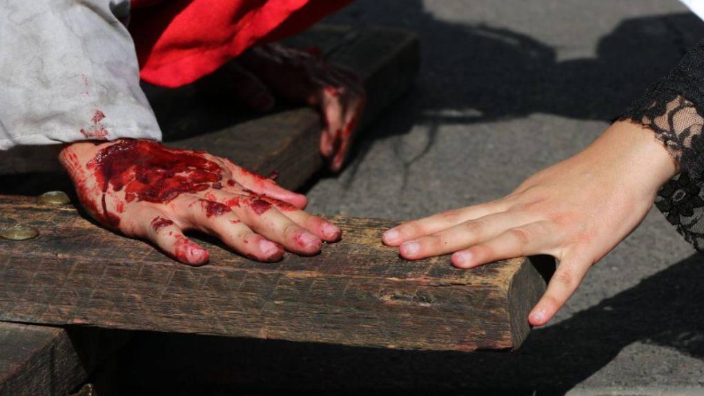 Las imágenes que dejó el Vía Crucis en la capital de Honduras