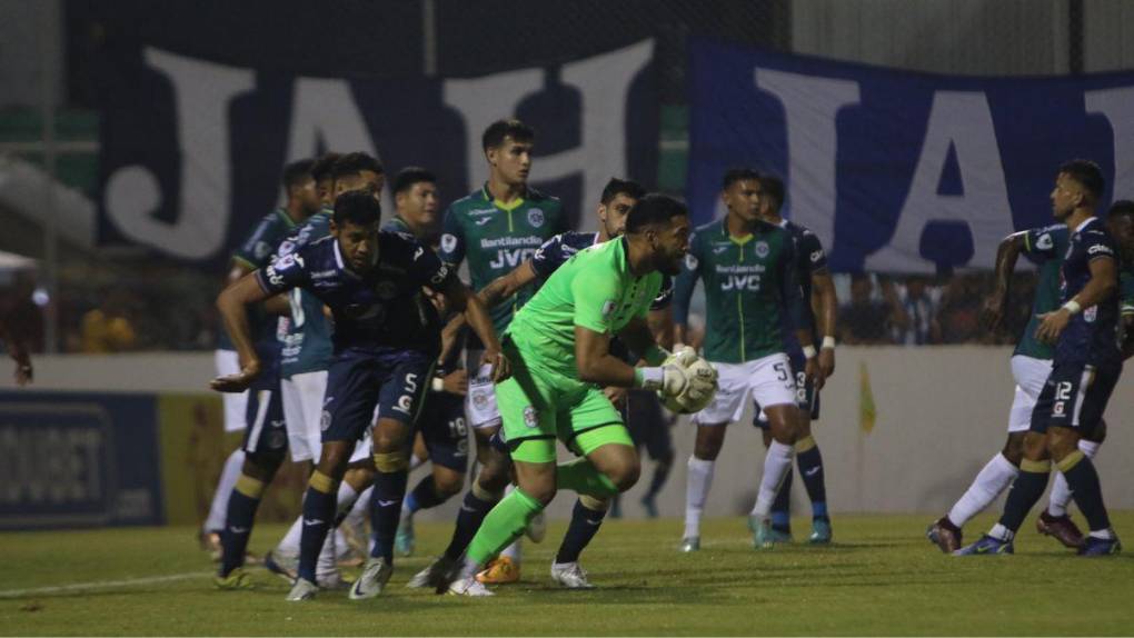 Poca afición, incidentes y triunfo verde: las imágenes del Motagua vs Marathón