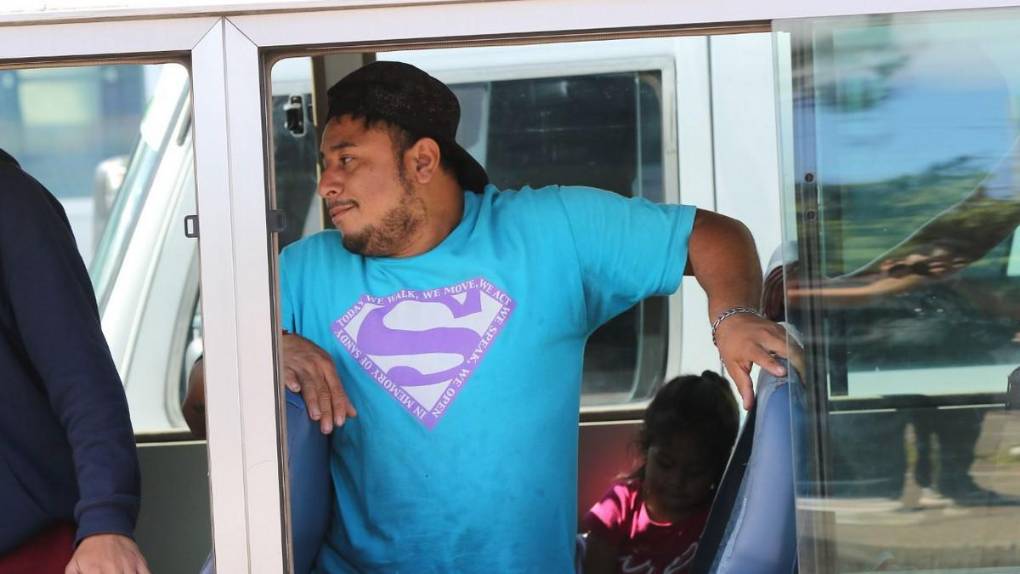 “Ya no más muertes”: Cansados de la extorsión transportistas protestan en calles de la capital