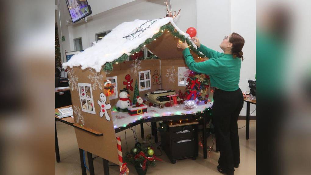 Así se realizó el concurso de la mesa navideña en la Sala de Redacción de EL HERALDO