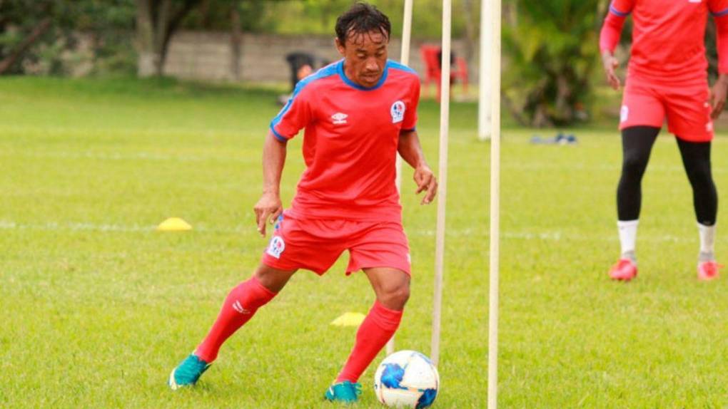 ¿Qué está pasando en Olimpia? El León ya desechó a cinco de sus jugadores y cuerpo técnico