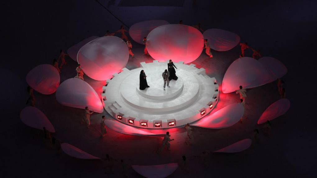 Las imágenes que dejó la ceremonia de clausura del Mundial de Qatar 2022