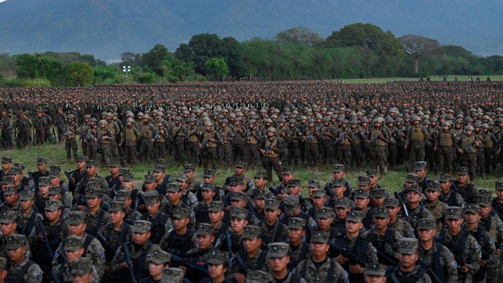 Ciudades convertidas en cárceles, el osado plan de Bukele para contrarrestar las pandillas