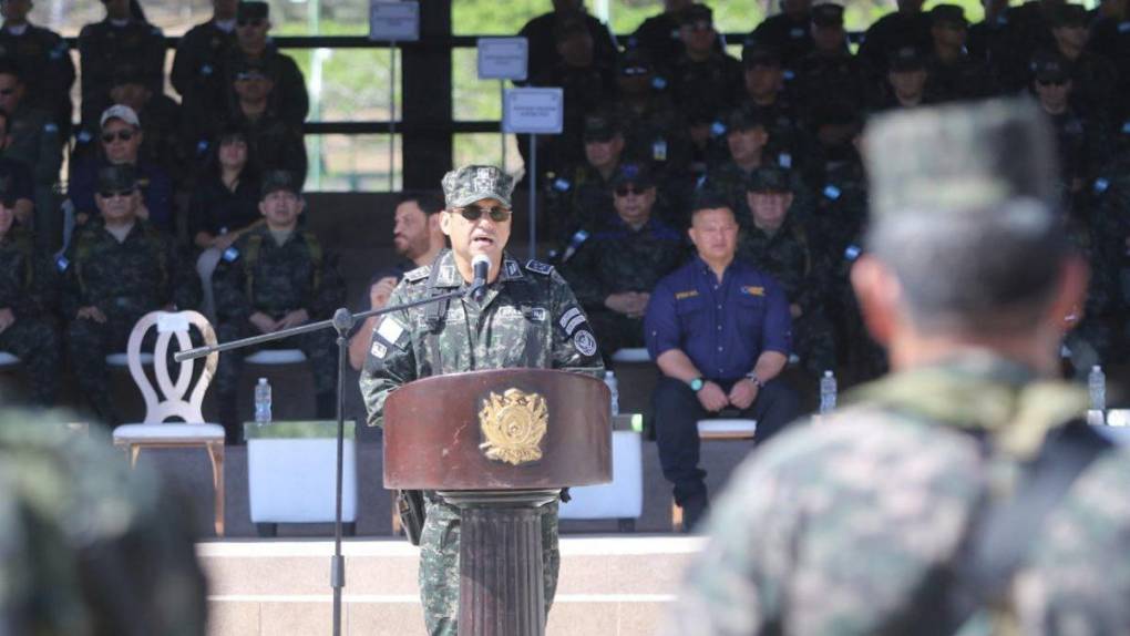 Con más policías y militares en las calles, oficializan II etapa del Plan Nacional de Seguridad