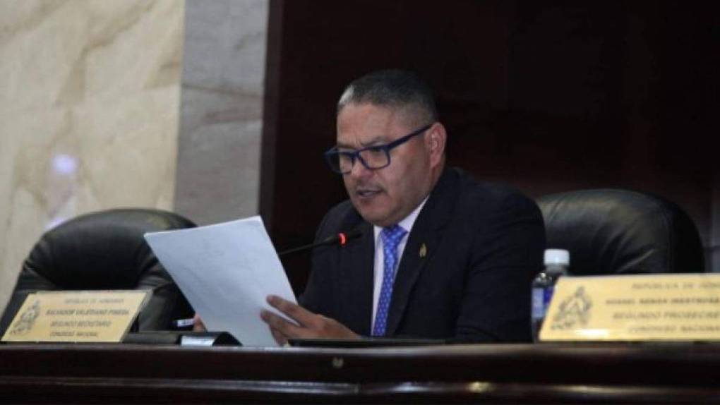 Del fútbol a la política: así cambió la vida de Wilmer Velásquez, goleador histórico del Olimpia