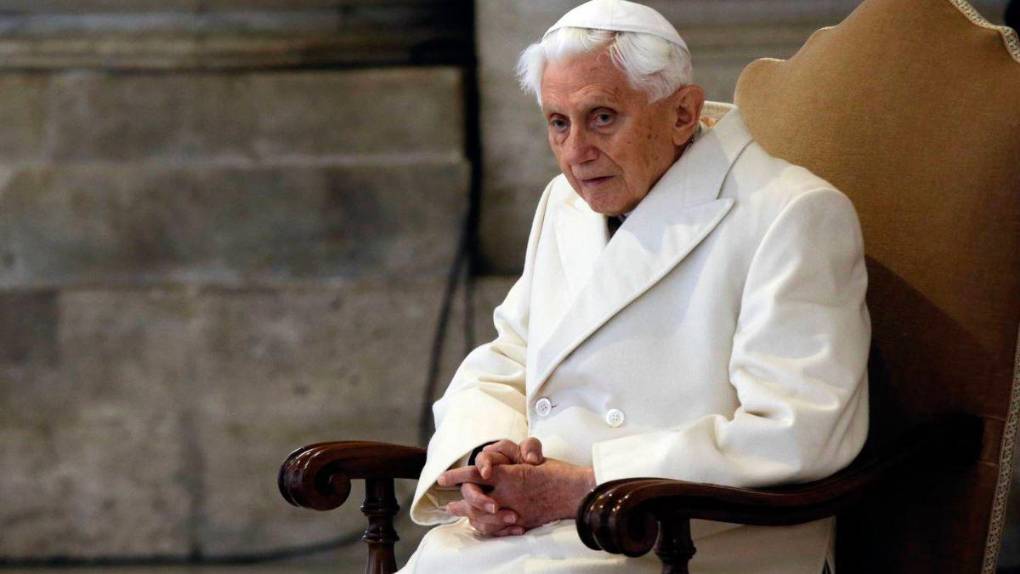 La polémica convivencia entre el papa Francisco y el emérito Benedicto XVI