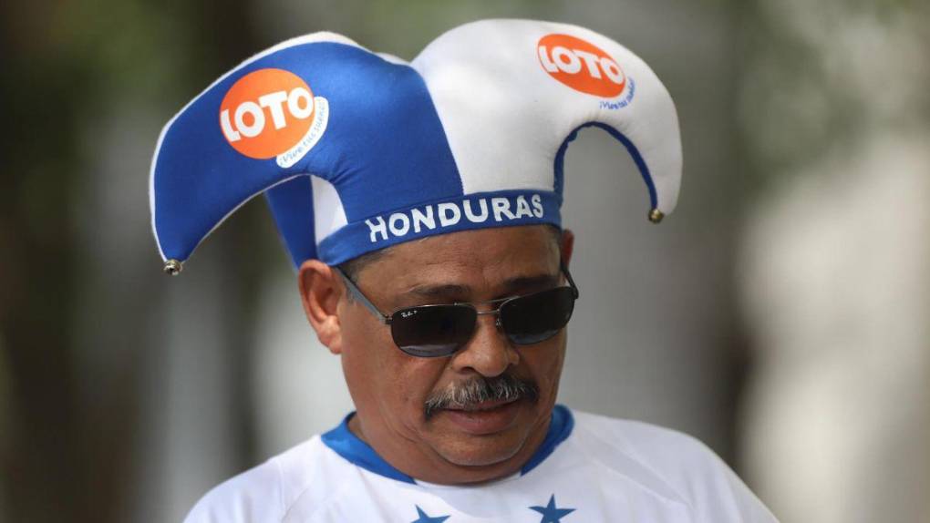 Con carneada incluida, catrachos arman la fiesta previo al Honduras vs Haití
