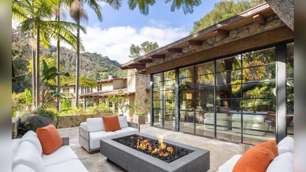 Así es por dentro la imponente mansión que Jennifer López puso a la venta en LA