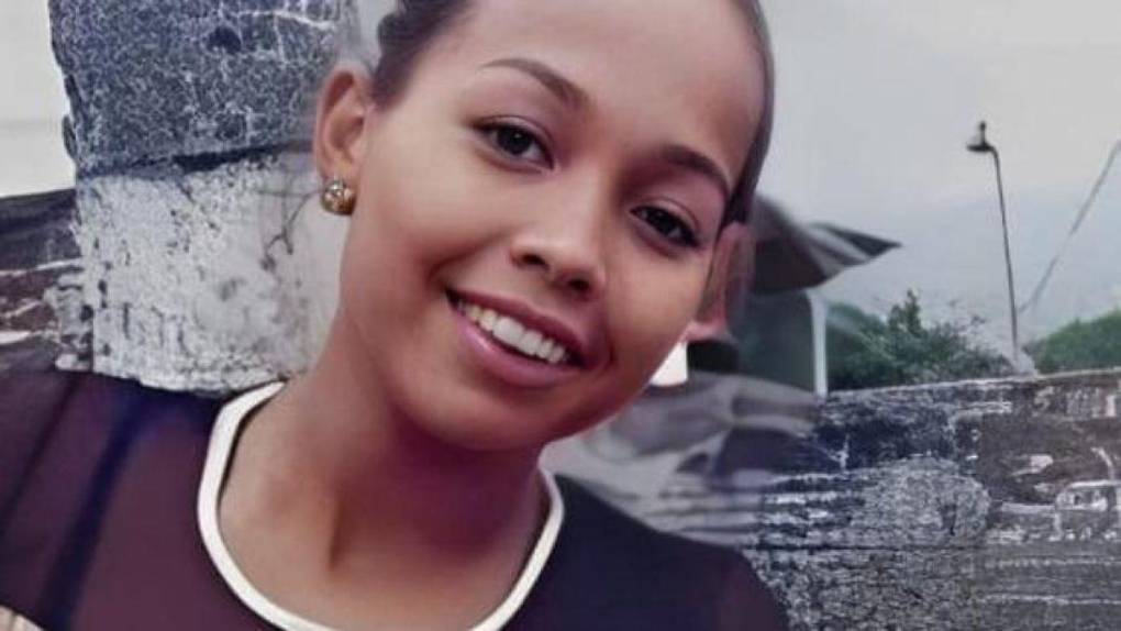 Llegó a visitar a su novio preso por dos feminicidios y la mató en la cárcel