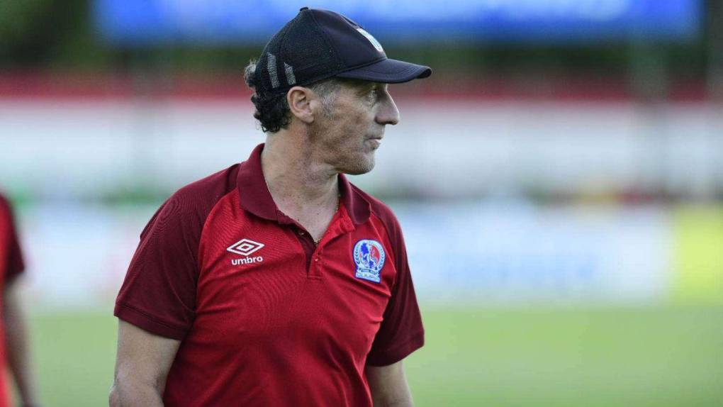 Los datos detrás de los 100 triunfos de Pedro Troglio como DT de Olimpia