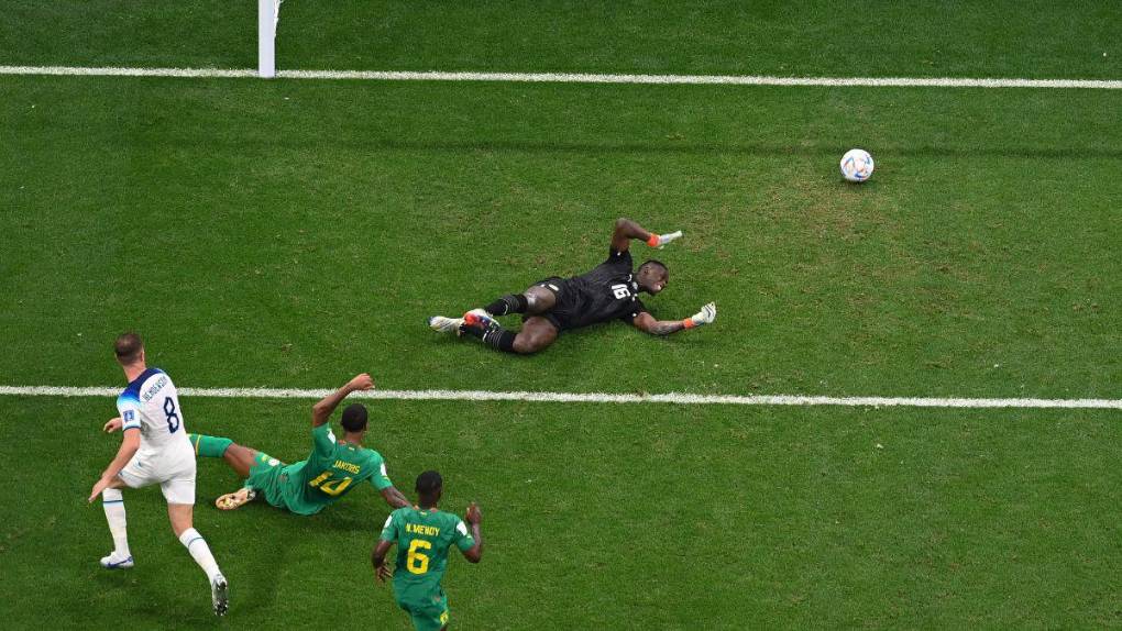 Goleada británica con un hondureño en cancha: las imágenes de la clasificación de Inglaterra