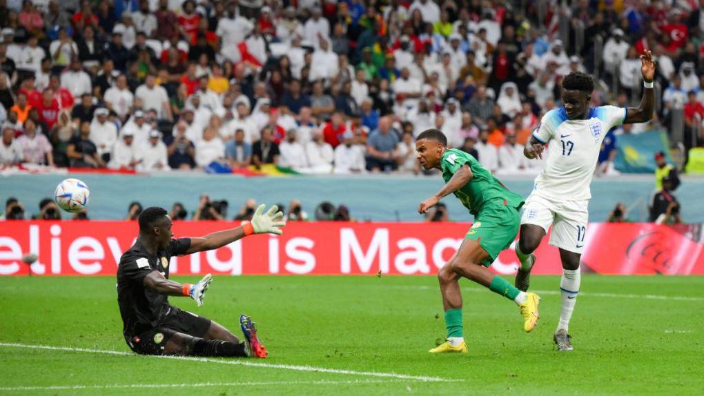 Goleada británica con un hondureño en cancha: las imágenes de la clasificación de Inglaterra