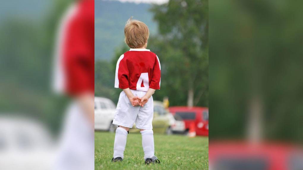 Un celular, la clave para descubrir a entrenador que abusaba de pequeños futbolistas