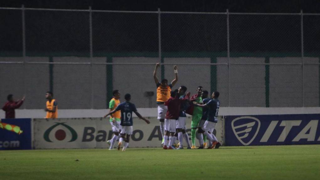 Poca afición, incidentes y triunfo verde: las imágenes del Motagua vs Marathón