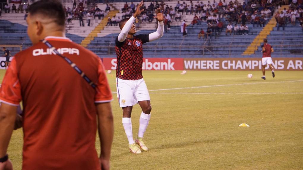 Así fue la monumental llegada del olimpismo al Olímpico para enfrentar al Atlas