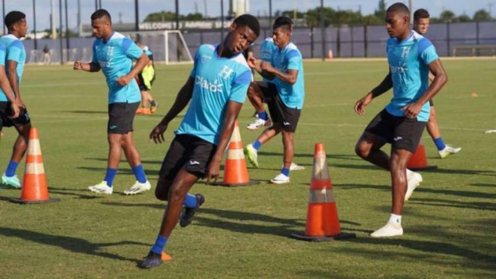 OFICIAL: 11 de Honduras para enfrentar a Cuba en el debut eliminatorio al Mundial 2026