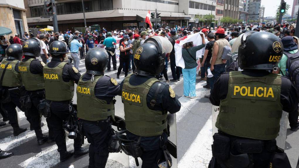 Crisis política en Perú tras destitución de Pedro Castillo