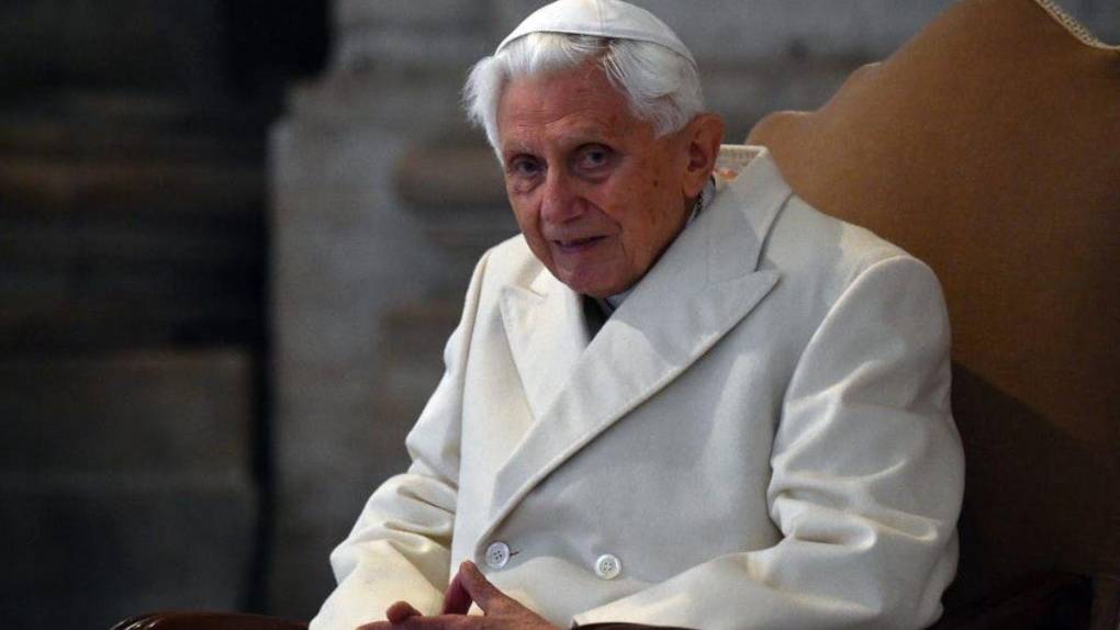 La polémica convivencia entre el papa Francisco y el emérito Benedicto XVI