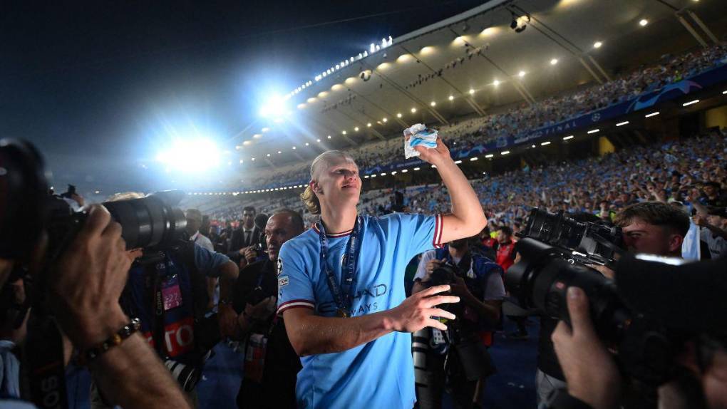 El beso de Grealish, abrazo del jeque a Pep y la novia de Haaland: lo que no se vio del Manchester City-Inter