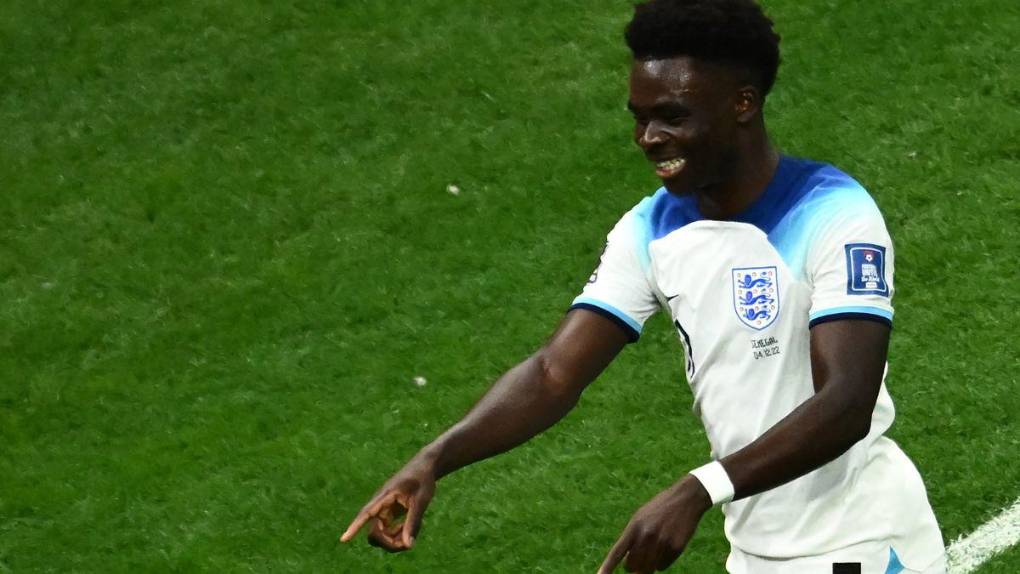 Goleada británica con un hondureño en cancha: las imágenes de la clasificación de Inglaterra