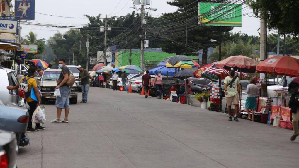 Así avanza la nueva señalización de calles para el cambio de vías en la colonia Kennedy