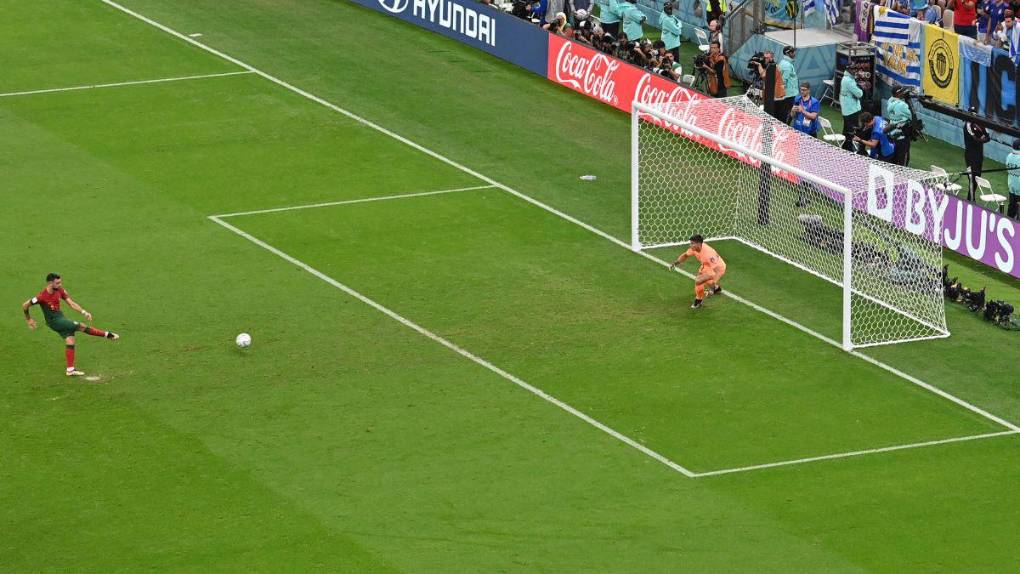 Gran actuación de Fernandes y la frustración de Suárez: las imágenes del triunfo de Portugal sobre Uruguay