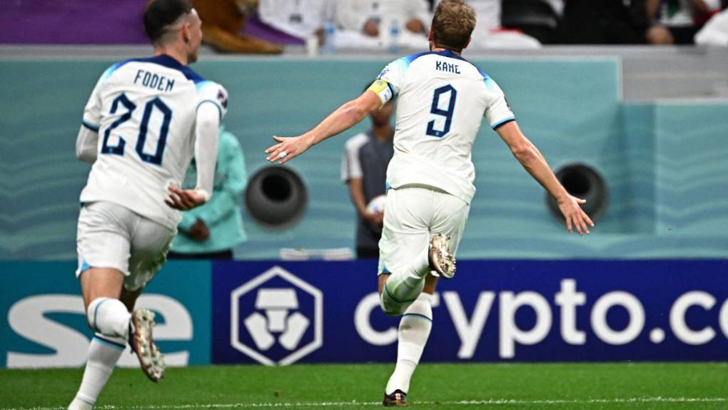 Goleada británica con un hondureño en cancha: las imágenes de la clasificación de Inglaterra