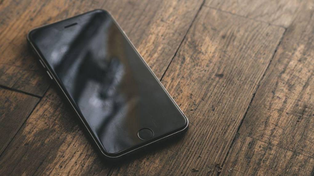 Un celular, la clave para descubrir a entrenador que abusaba de pequeños futbolistas