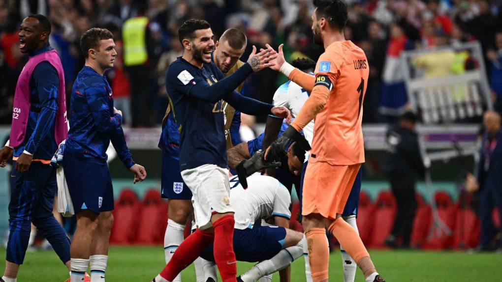 Francia sonríe e Inglaterra llora: La clasificación de los galos en imágenes