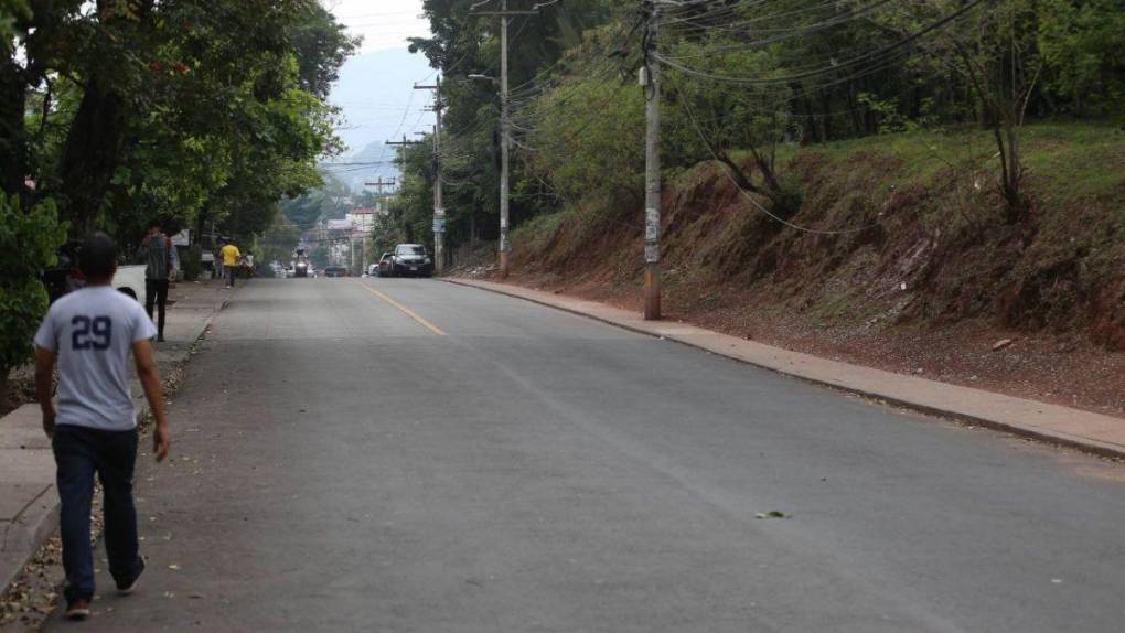 Así avanza la nueva señalización de calles para el cambio de vías en la colonia Kennedy