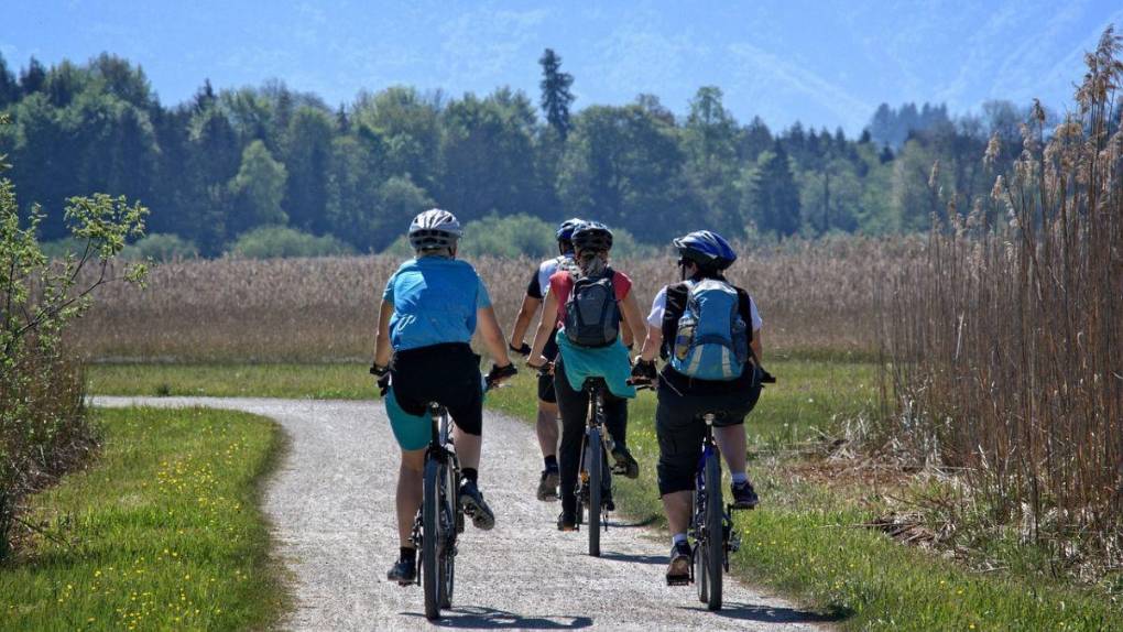 Viajó a conocer a su novio de Facebook y la sometió a torturas durante 18 días