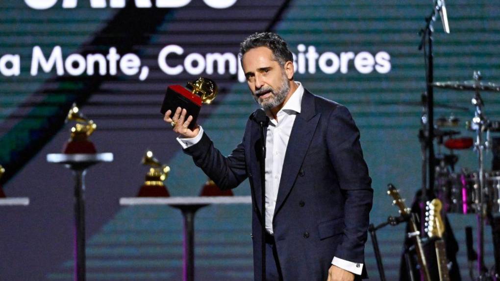 15 datos que no conocías sobre Jorge Drexler, el máximo ganador de los Premios Latin Grammy 2022