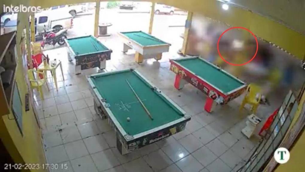 Dos hombres matan a 7 personas tras perder apuesta en un billar