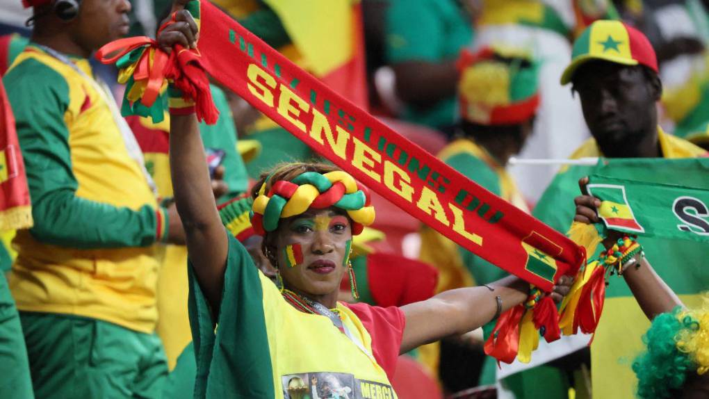 Goleada británica con un hondureño en cancha: las imágenes de la clasificación de Inglaterra