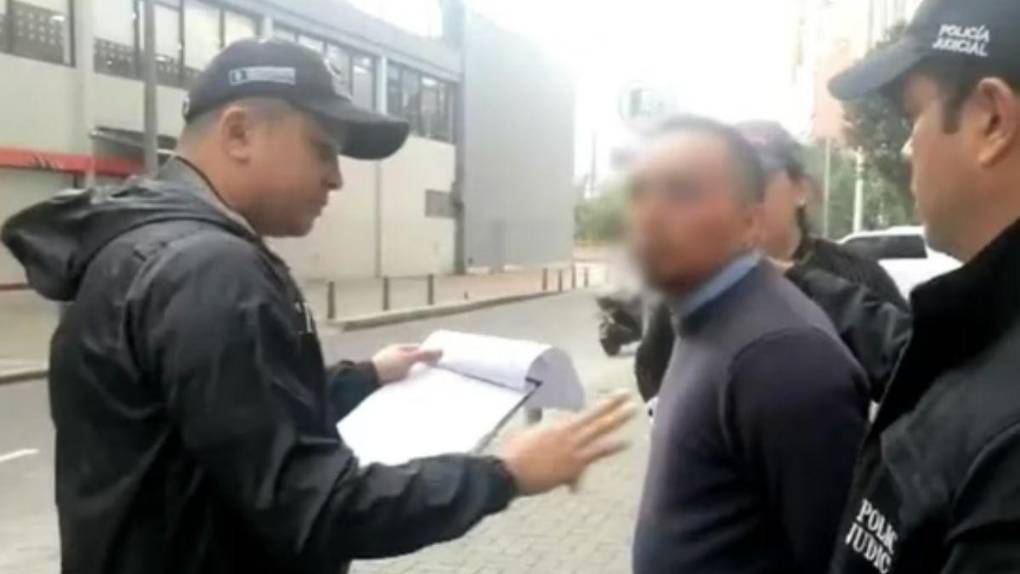 Viajó a conocer a su novio de Facebook y la sometió a torturas durante 18 días