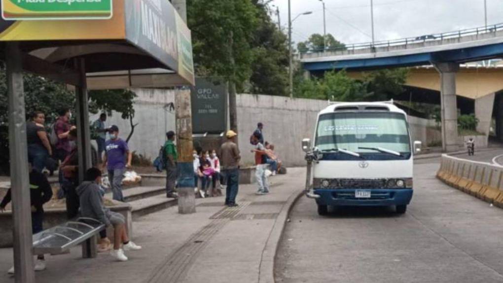 Fatal accidente, asalto a banco y extraños hechos en moteles: resumen semanal de sucesos