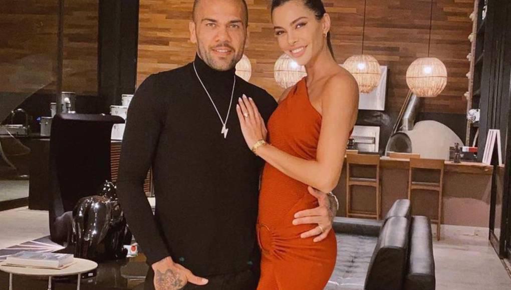 Joana Sanz confiesa la razón por la que no se divorció con Dani Alves