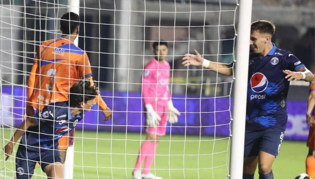 ¿Quién es la mamá de Mathías Vázquez? hijo de Diego, técnico del Motagua