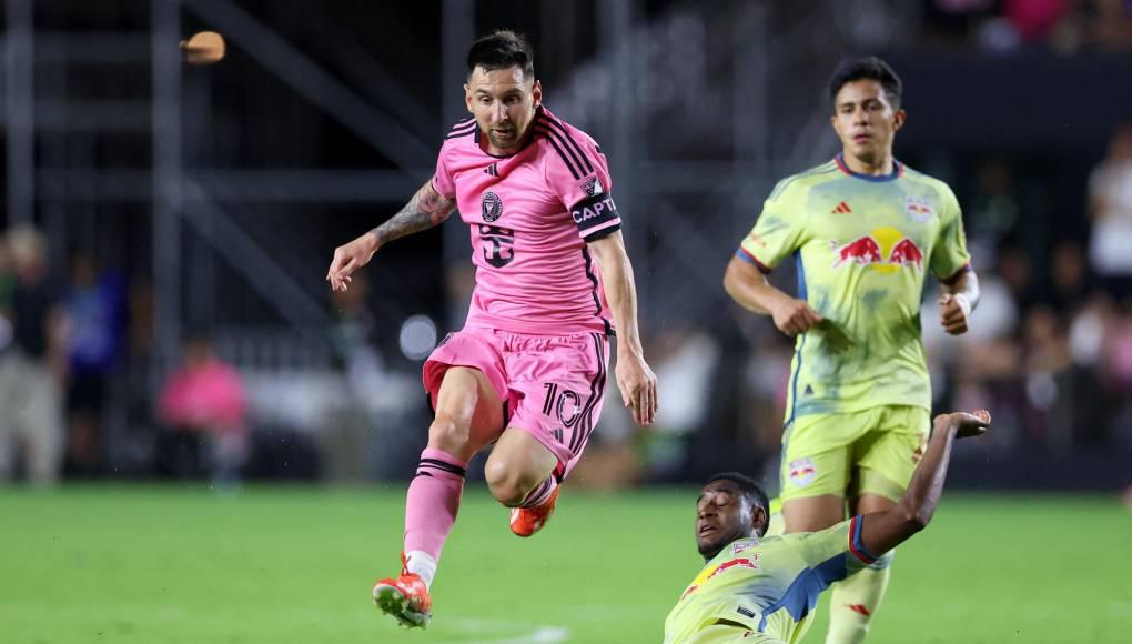 Messi se molesta y arremete contra la MLS por nueva regla