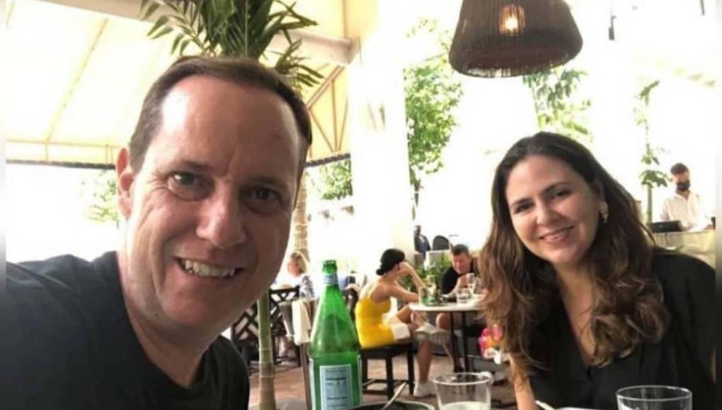 Paco Villa se casó con su hermanastra: la curiosa historia de amor del narrador