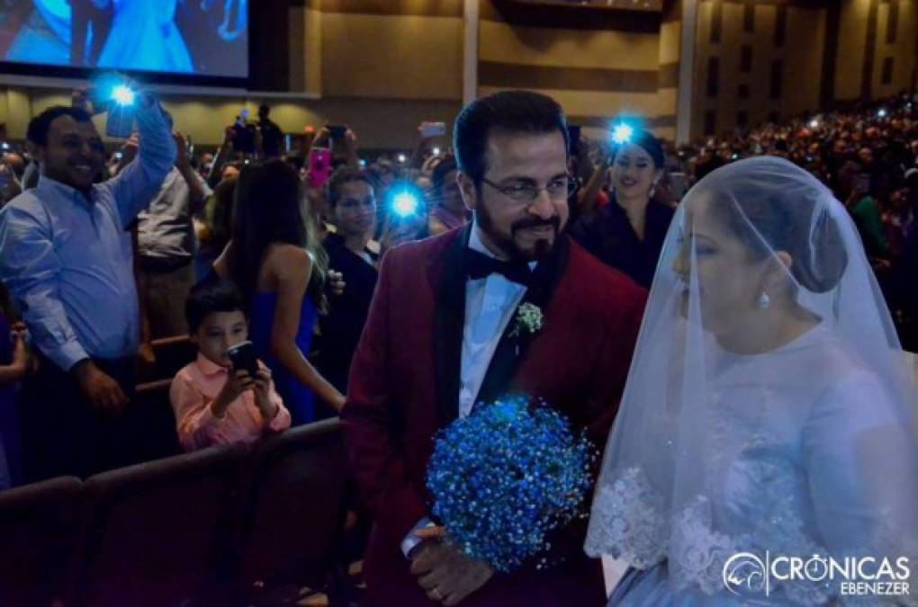 Fotos de la masiva boda de la hija del pastor German Ponce