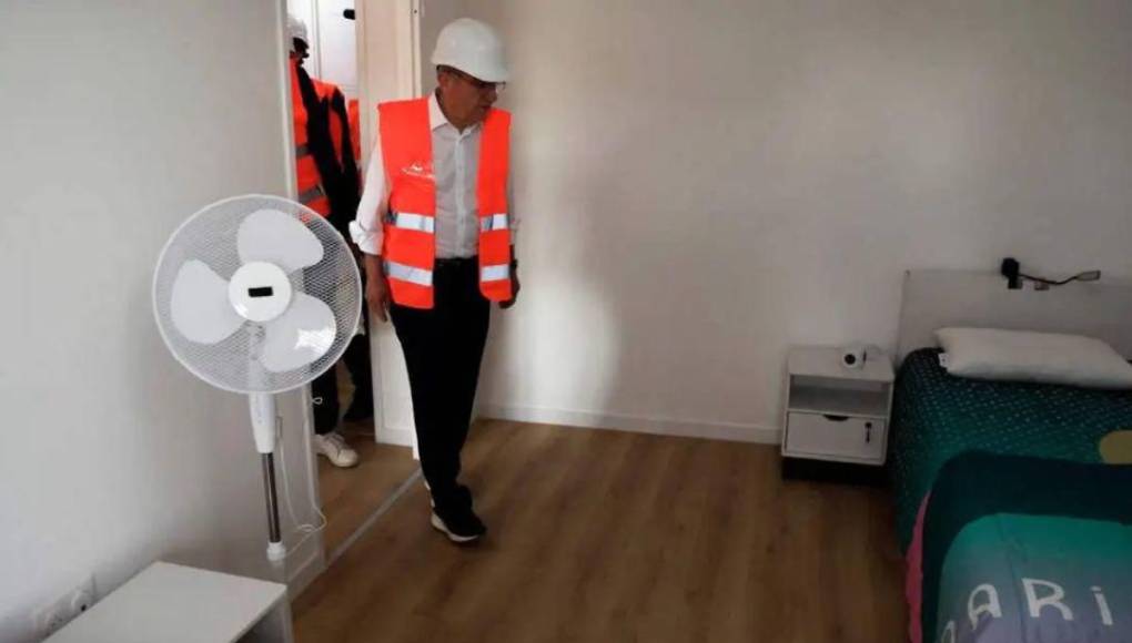 ¡Duras y de cartón! Las camas en que dormirán los atletas en los Juegos Olímpicos 2024