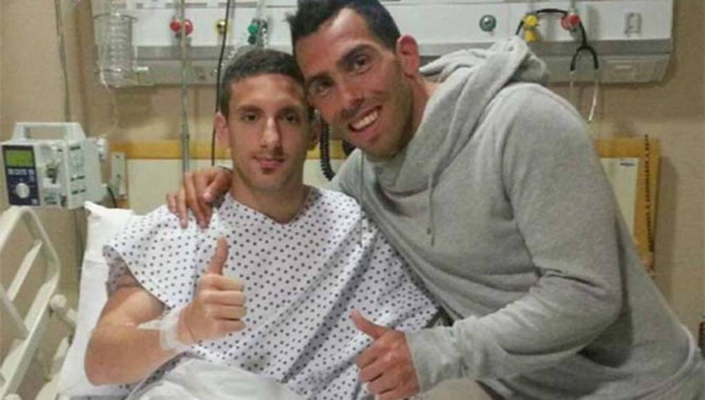 Carlos Tévez es ingresado de emergencia al hospital