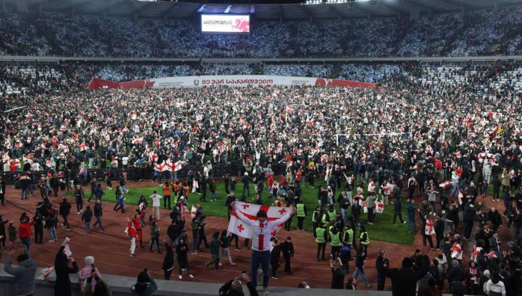 Eufórica celebración en Georgia por clasificar por primera vez a una Eurocopa