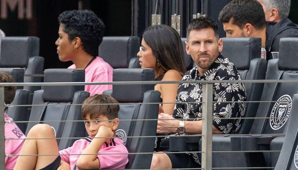 Messi y su reacción cuando le gritaban Ronaldo desde las gradas